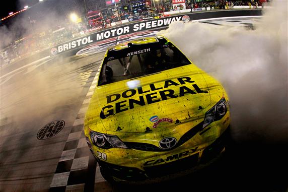 Read more about the article Sprint Cup | Matt Kenseth holds off Kasey Kahne at Bristol