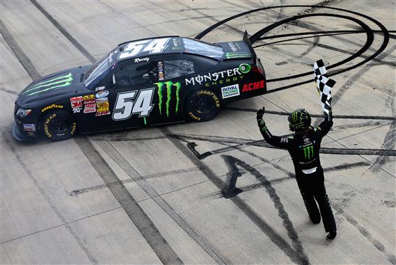 Read more about the article Nationwide | Busch wins Nationwide race at Dover, on verge of second ‘triple’