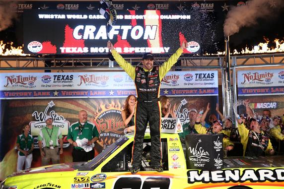Read more about the article Camping World | Crafton gets breakthrough truck series win at Texas
