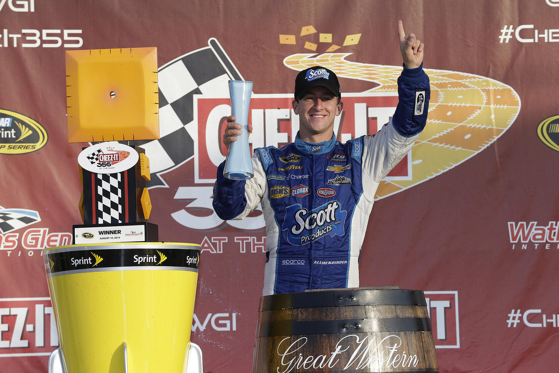 Read more about the article Sprint Cup | Allmendinger stakes claim to Chase spot with thrilling win at the Glen