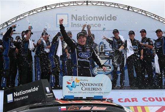 Read more about the article Nationwide | Chris Buescher Claims First Career NASCAR Nationwide win At Mid-Ohio