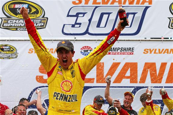 Read more about the article Sprint Cup | Logano wins at New Hampshire as chaotic race scrambles Chase standings