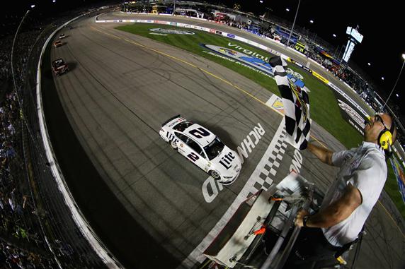 Read more about the article Sprint Cup | Keselowski dominates Richmond, as Newman and Biffle claim last Chase spots