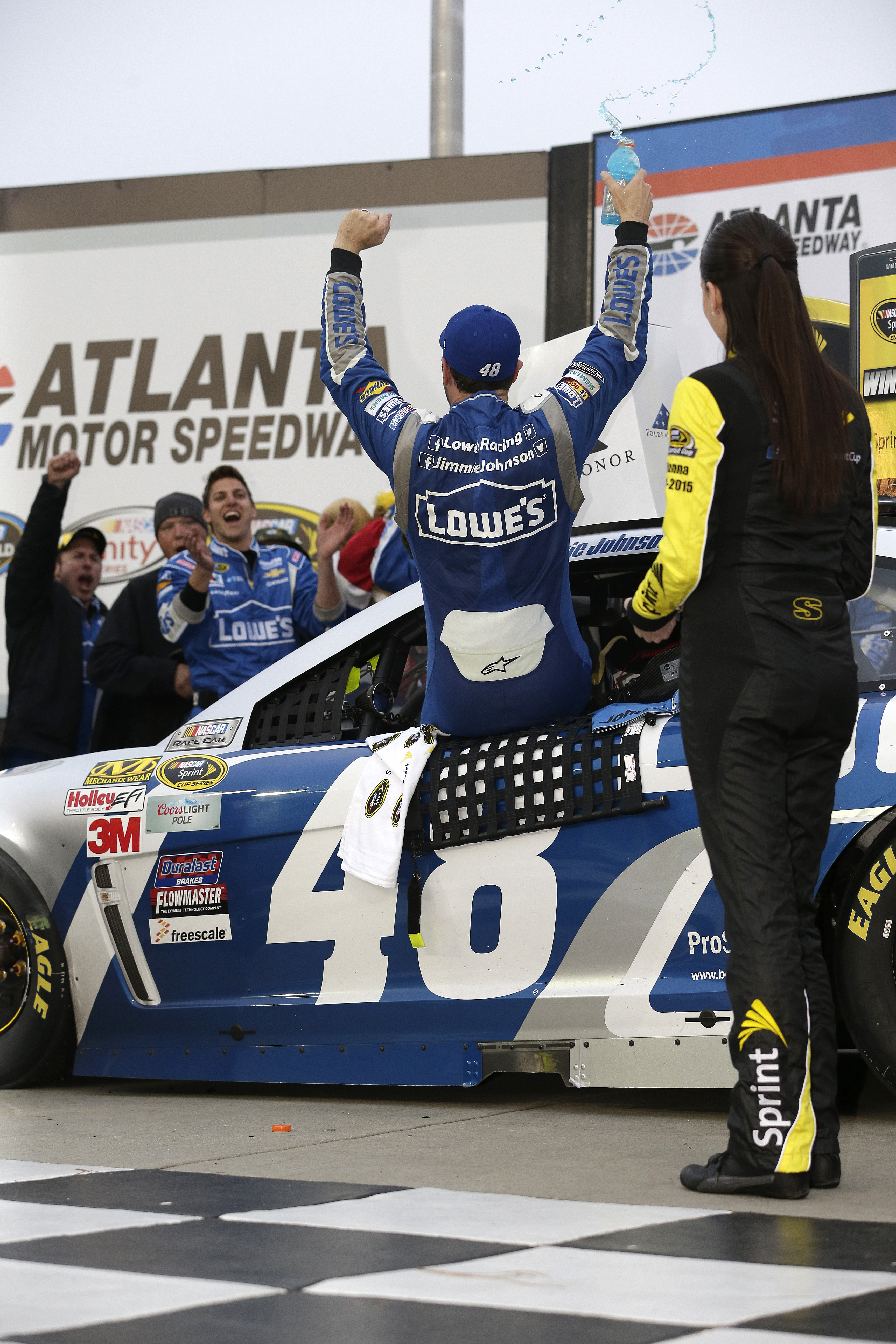 Read more about the article Jimmie Johnson dominates late for Atlanta win
