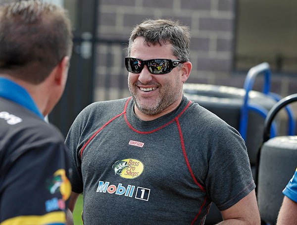 Read more about the article I’m Just Saying: Tony Stewart Has Been Awful in 2015