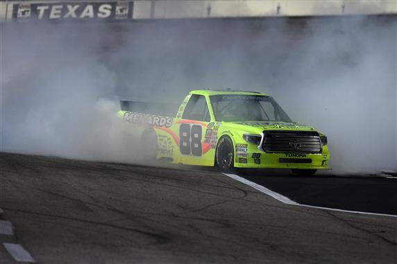 Read more about the article Crafton Wins Truck Race at Texas