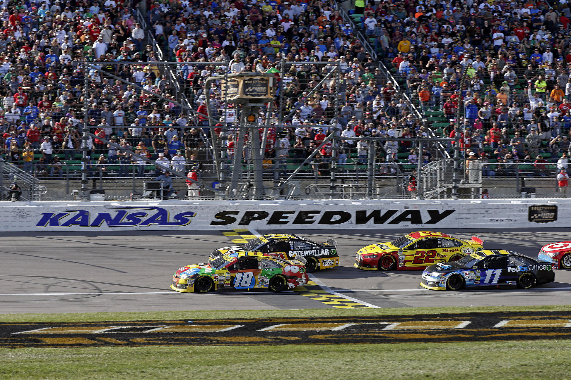 Read more about the article Kansas Preview: Many Chase Drivers Want to Seal Berth Before ‘Dega