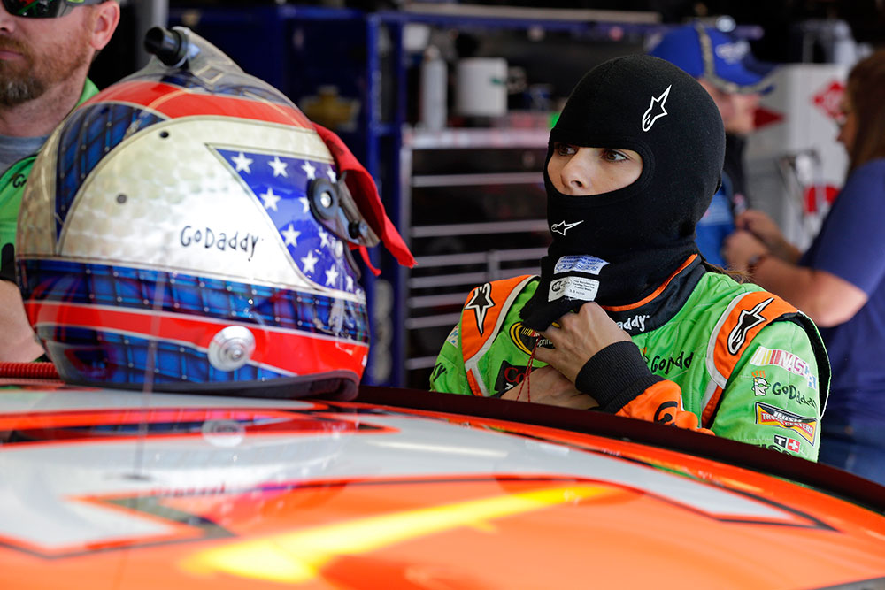 Read more about the article Danica’s Day: Patrick Finishes 16th for Second Week in a Row