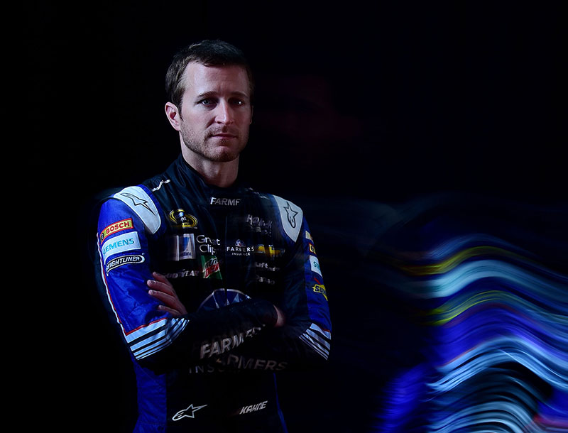 Read more about the article Driver Profile: Kahne Searching For Consistency in 2016