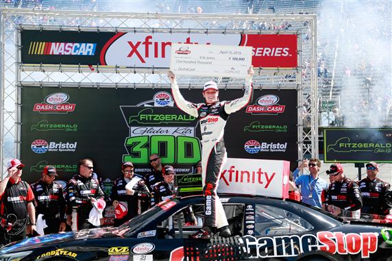 Read more about the article Erik Jones wins XFINITY race at Bristol