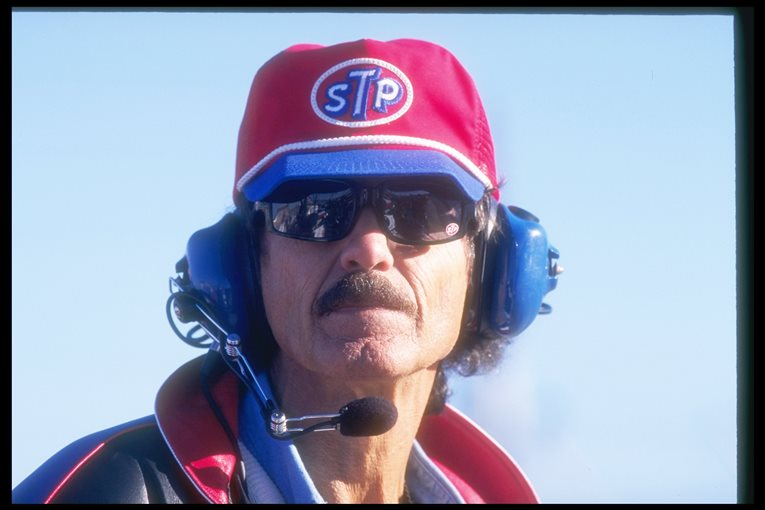Read more about the article Milestone Moment: Richard Petty Overcame Blown Engine, Six-Lap Deficit