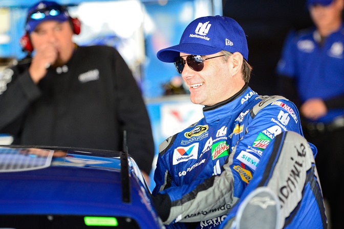 Read more about the article Just Sayin’: Jeff Gordon Left the Door Open for a Return to Racing
