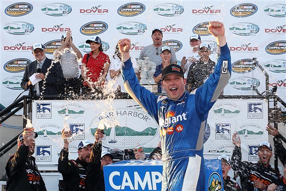 Read more about the article Johnny Sauter holds off teammate Kaz Grala for Dover win