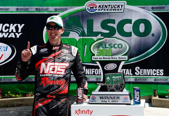Read more about the article Kyle Busch outruns charging Ryan Blaney for 88th XFINITY win