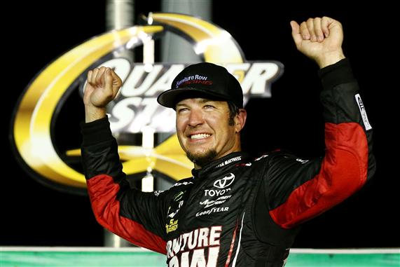 Read more about the article Martin Truex Jr. survives overtime restart on old tires to win at Kentucky