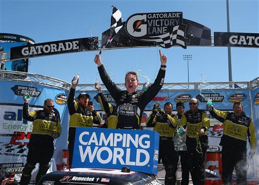 Read more about the article John Hunter Nemechek charges to Truck Series win at Martinsville