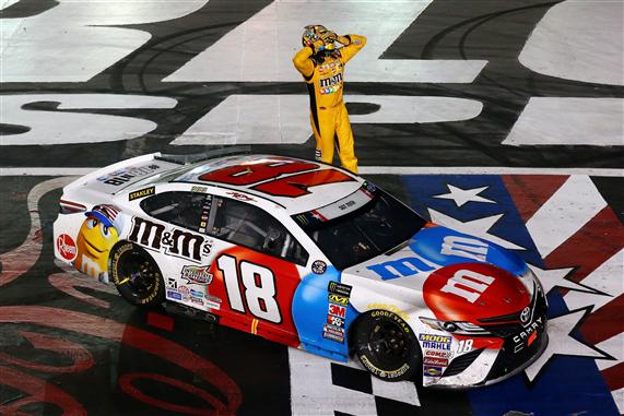 Read more about the article Kyle Busch finishes off bucket list with dominating victory at Charlotte